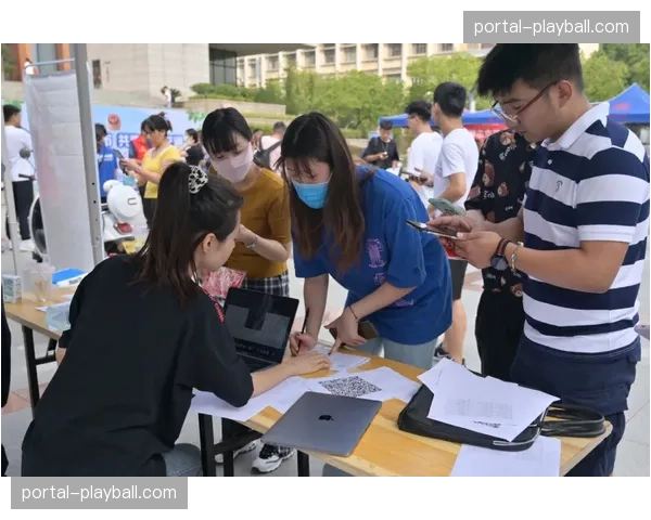 “小轮子进校园”项目在欧洲多国小学推广BMX体验课
