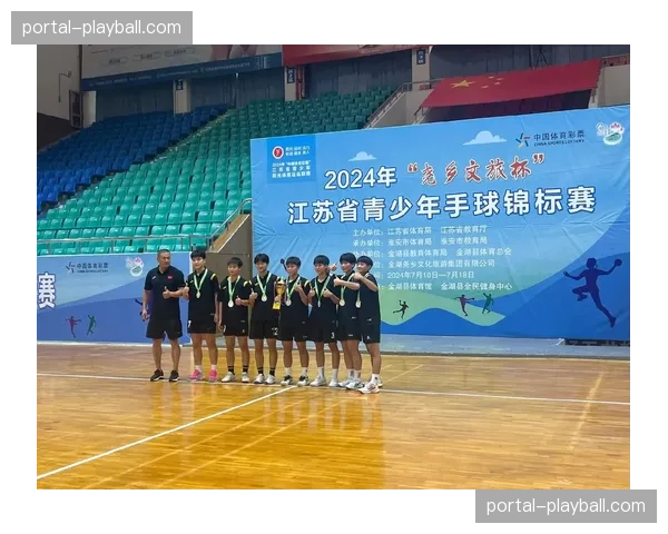 山东省男子手球锦标赛设男子甲、乙组两个竞赛组别,为省运会选拔人才 山东省男子手球锦标赛设男子甲、乙组两个竞赛组别,为省运会选拔人才