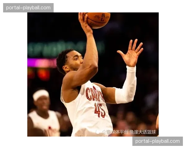 流言：湖人队有意在休赛期追求骑士队球星多诺万·米切尔